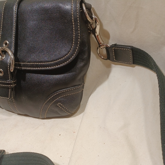 Coach crossbody - Picture 3 of 12